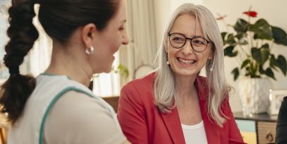 Wir helfen im Haushalt