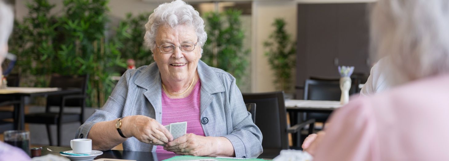 Zwei Frauen in der Aktivierung